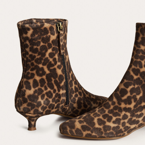 Vivian Boots, pattern velvet | Balagan Studio