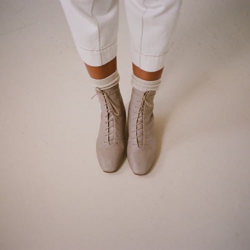 Victoria Boots, ivory | Balagan Studio
