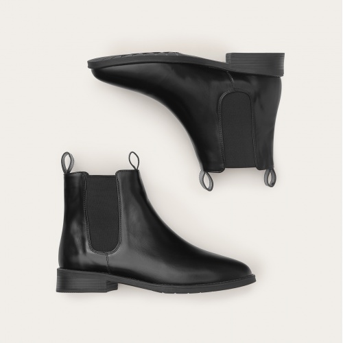 Negew Chelsea Boots, glossy black | Balagan Studio