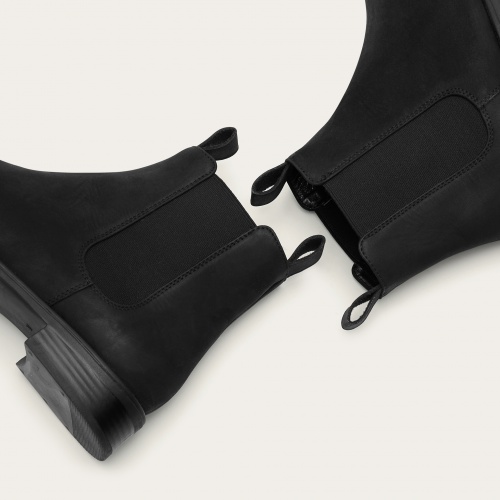 Negew Chelsea Boots, waxed black | Balagan Studio