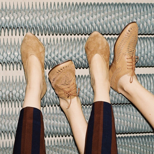 Schpitz czółenka, waniliowy zamsz | Balagan Studio