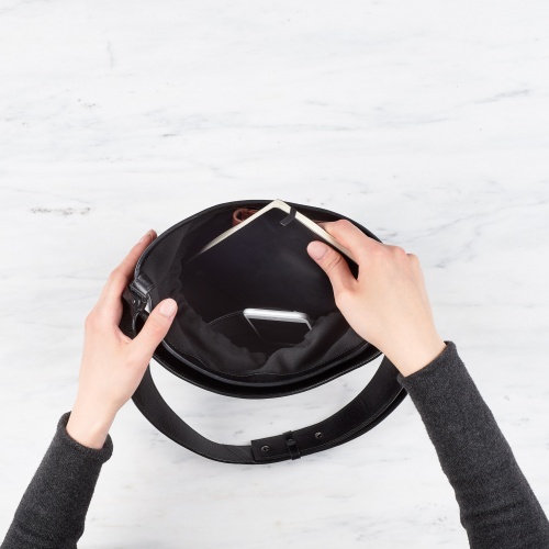 Champagne Bucket Bag M, glossy black OUTLET | Balagan Studio