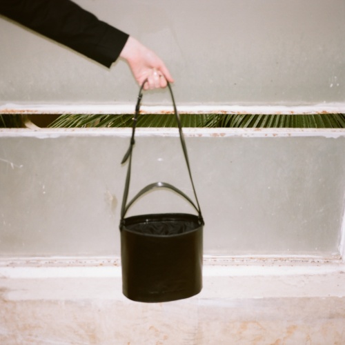 Champagne Bucket Bag M, glossy black OUTLET | Balagan Studio