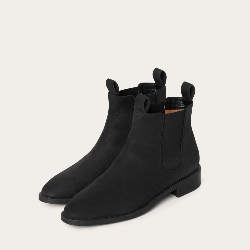 Negew Chelsea Boots, waxed black OUTLET | Balagan Studio