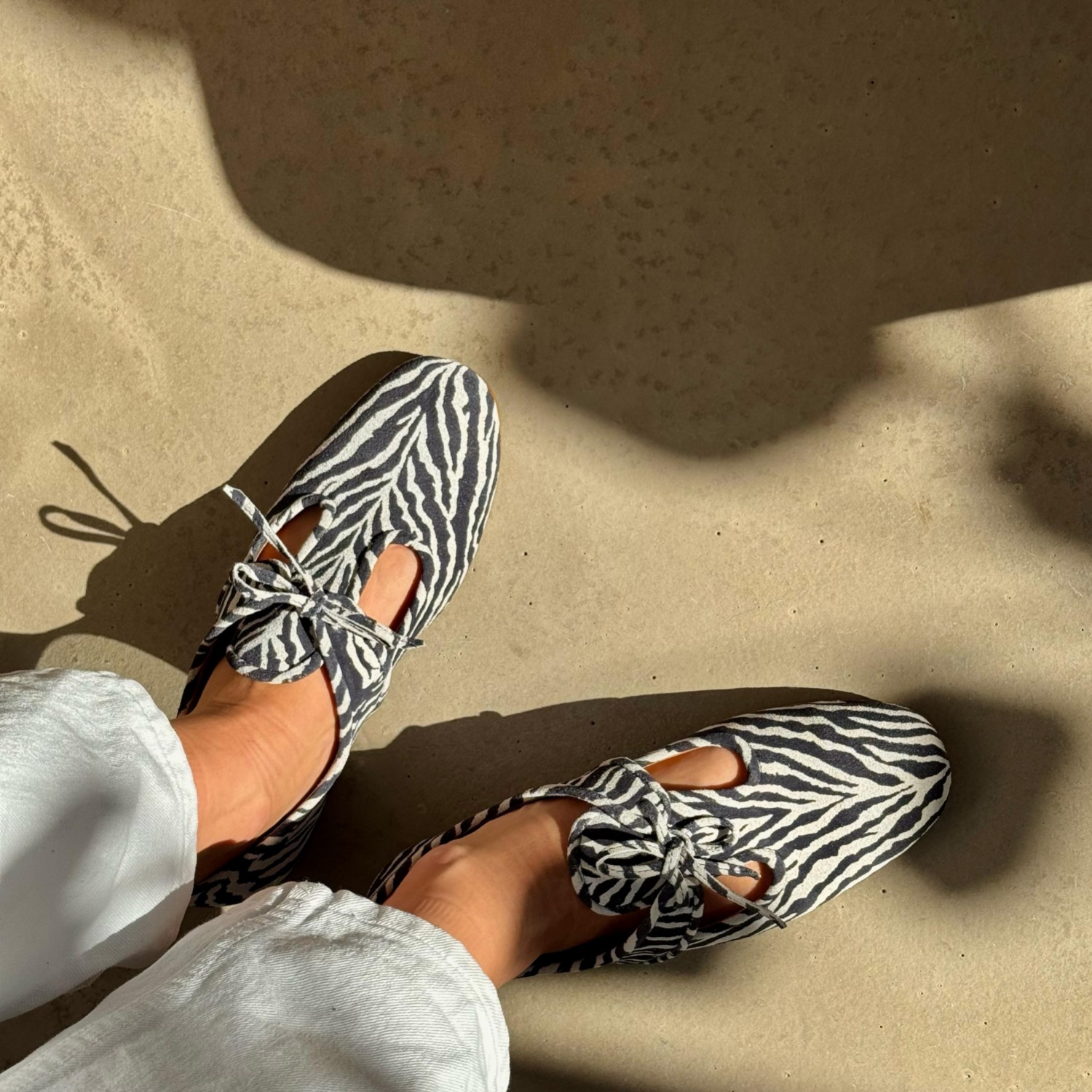 Parpar Flats, zebra velvet | Balagan Studio
